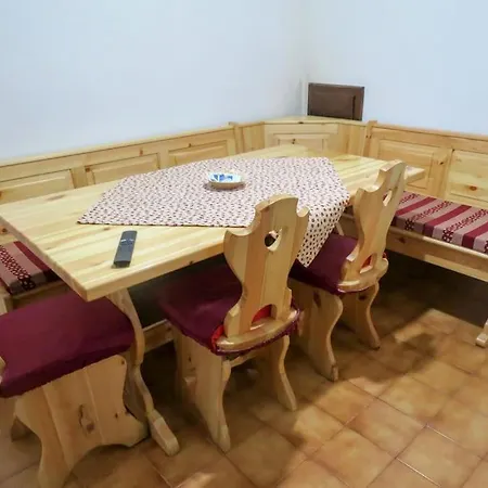 Holiday home Sostasio
